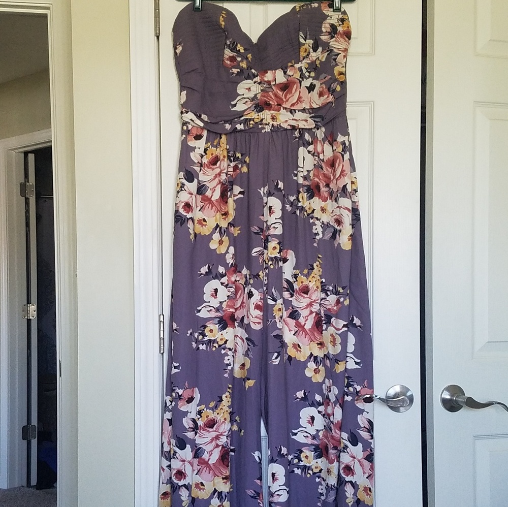 NWOT Dusty Lilac Floral Wide Leg Jumpsuit